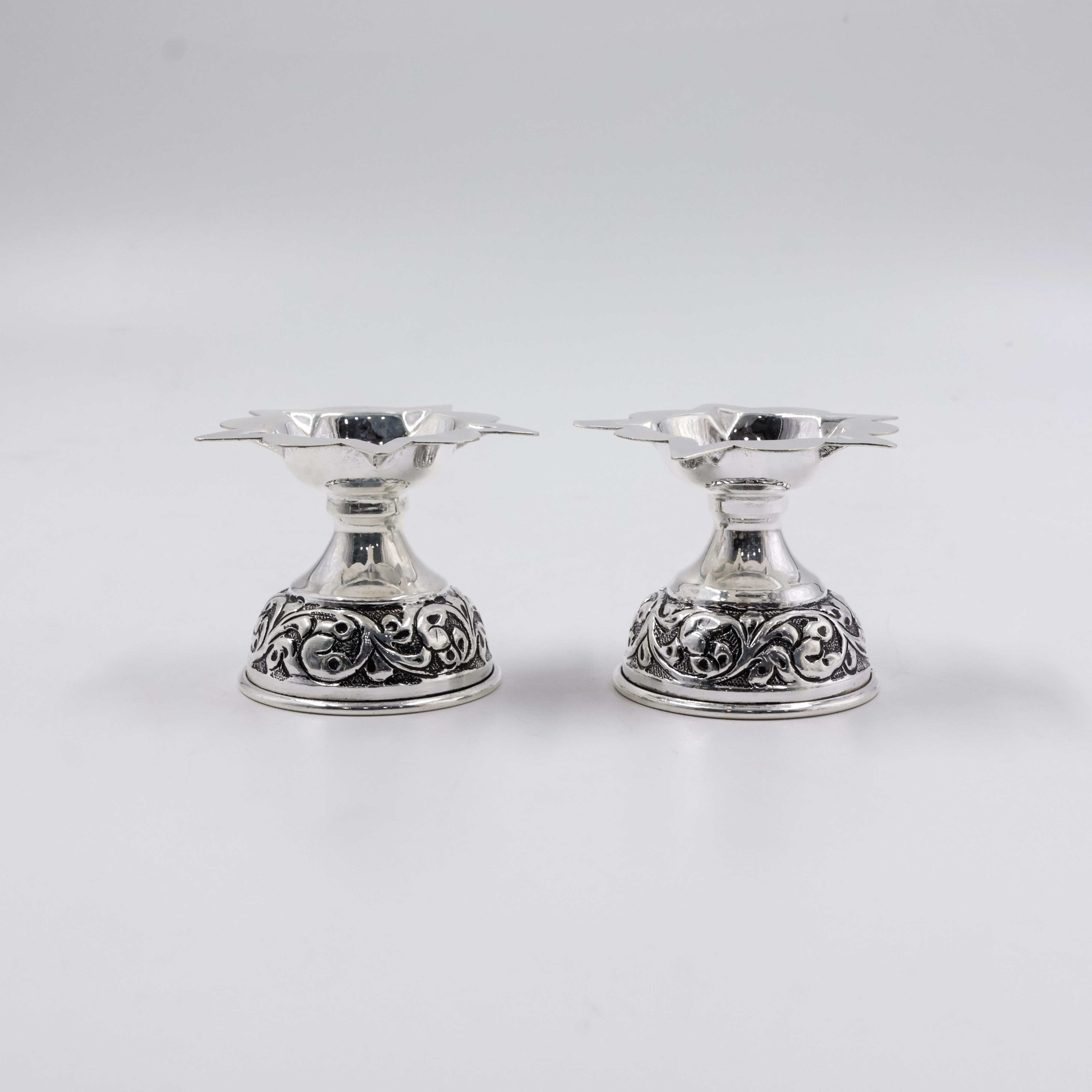 New Akshaya Jewellers - 92.5 Siliver Five Star Kundulu